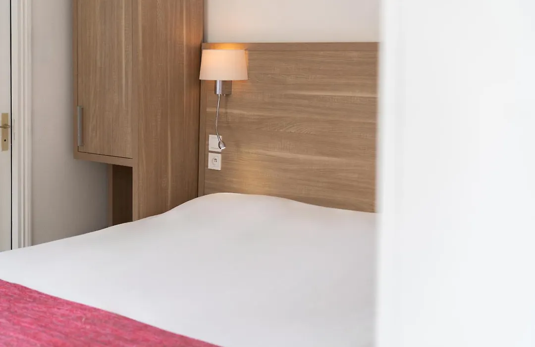 Paris Hostel-1